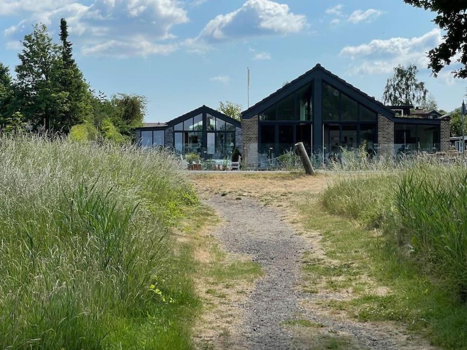Luksus Hus I 1St Raekke, All-Incl Top Komfort Med Spa Og Skov Strøby Ladeplads 외부 사진